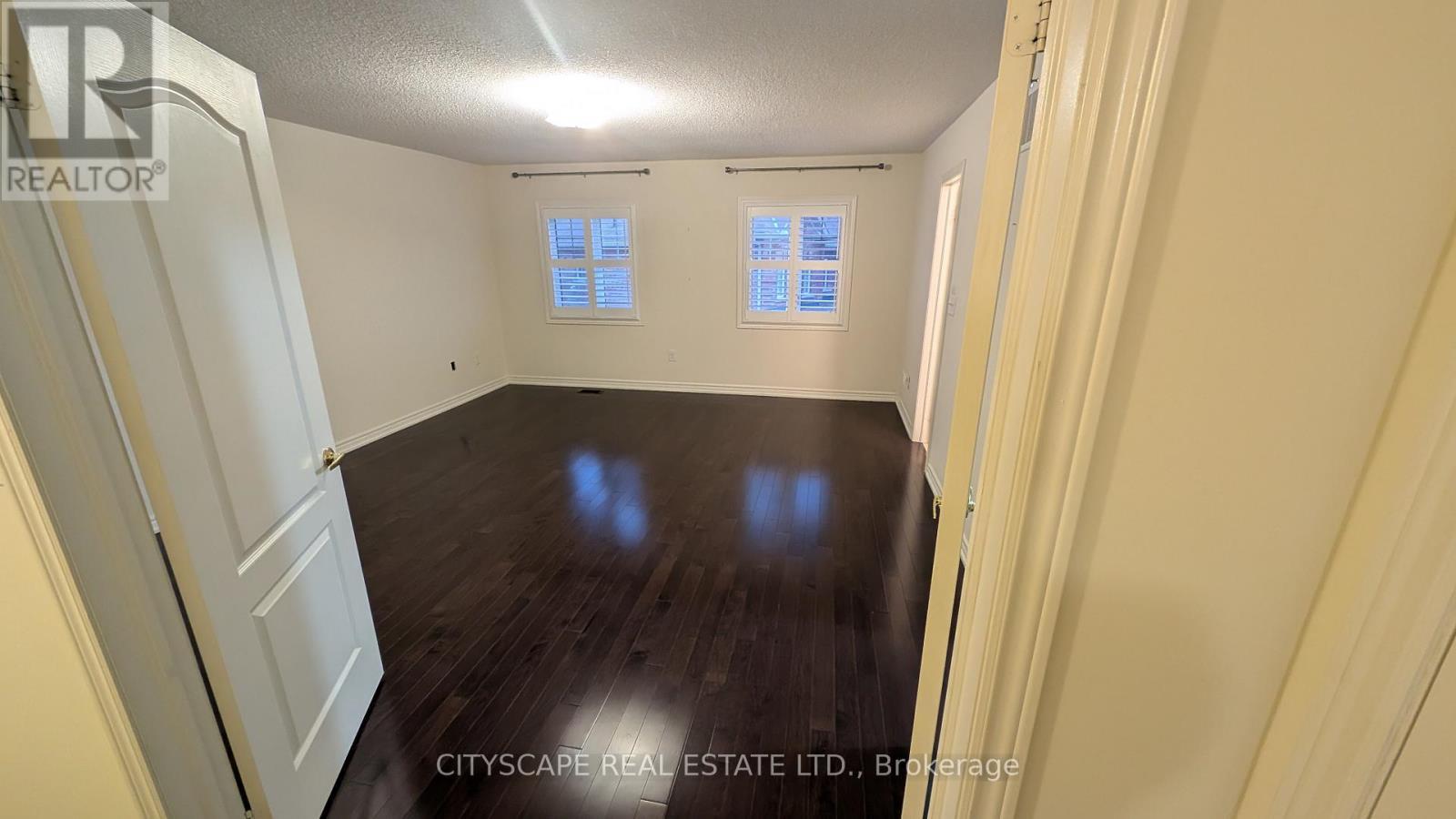 5567 Oscar Peterson Boulevard, Mississauga, ON