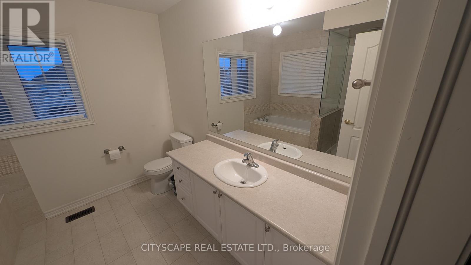 5567 Oscar Peterson Boulevard, Mississauga, ON