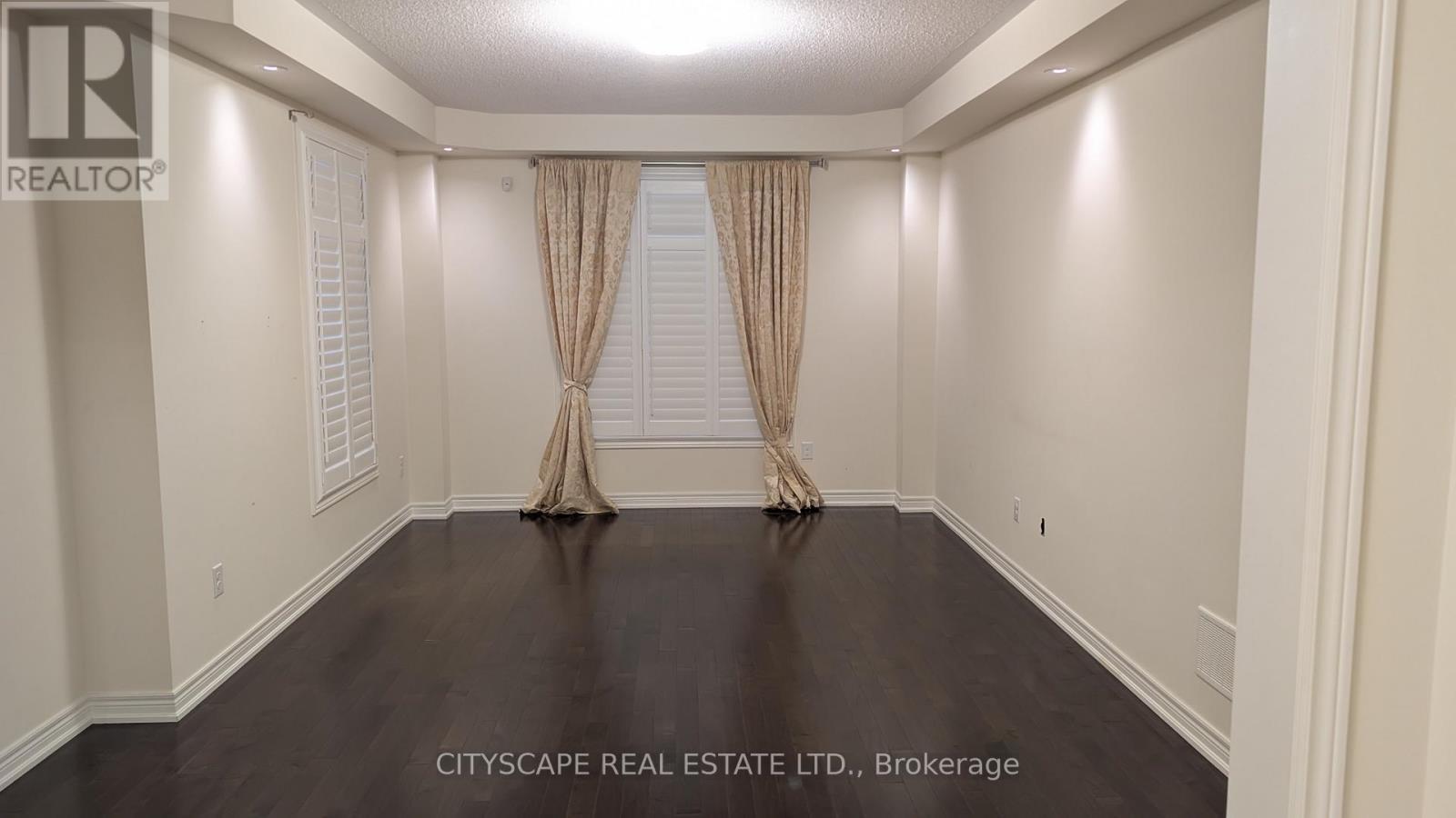 5567 Oscar Peterson Boulevard, Mississauga, ON