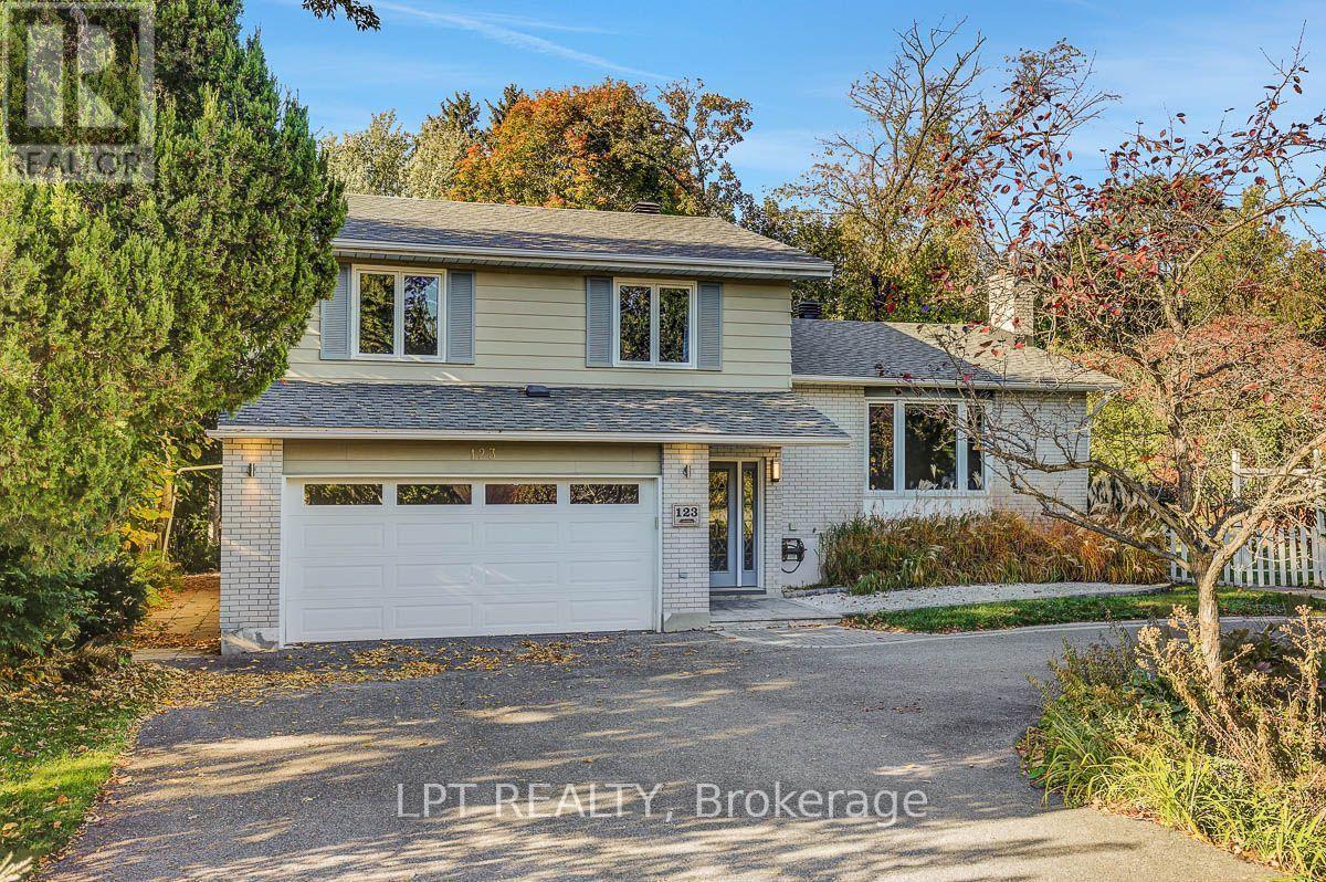 123 Dorothea Drive, Ottawa, ON