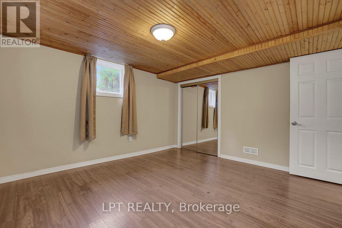 123 Dorothea Drive, Ottawa, ON