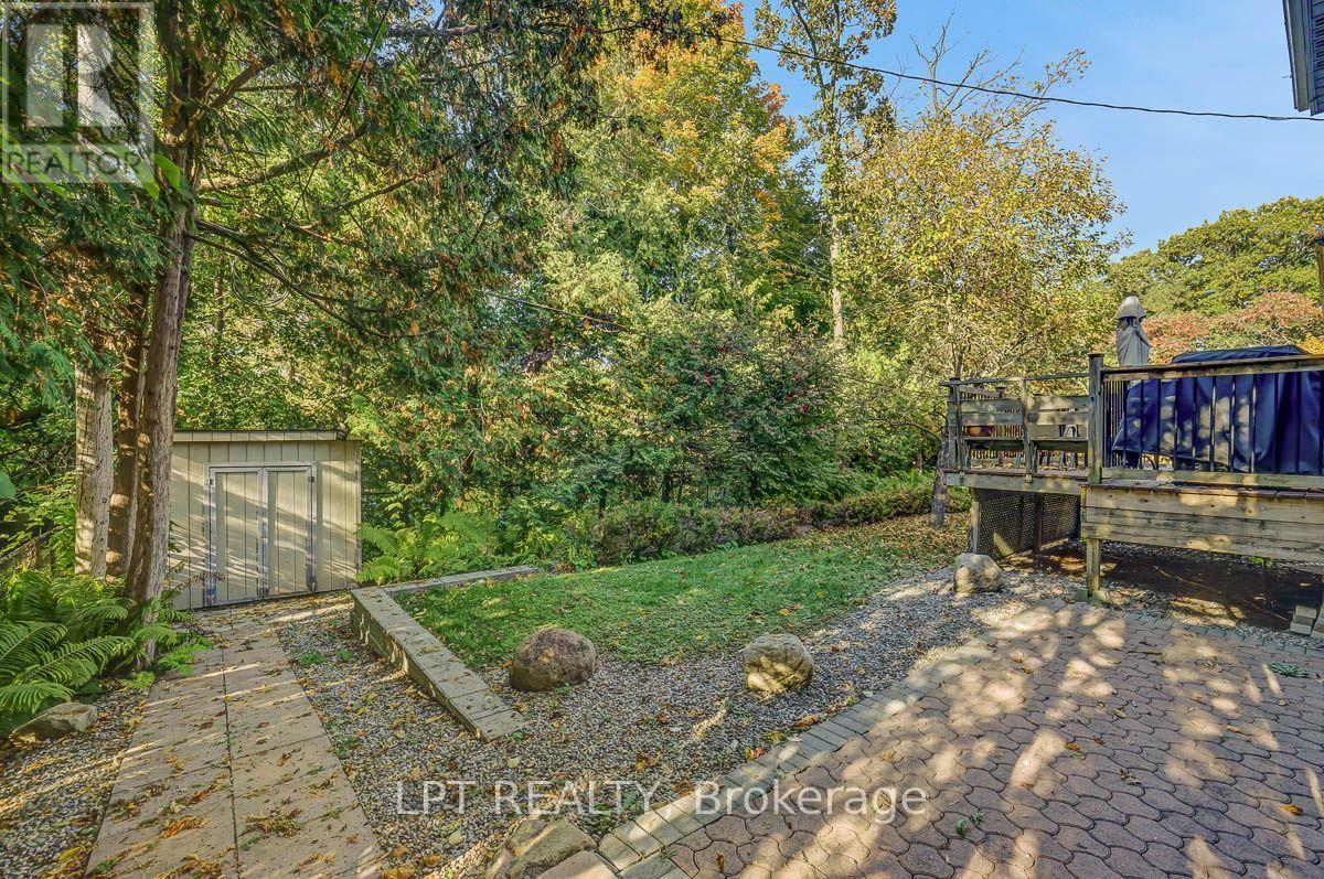 123 Dorothea Drive, Ottawa, ON