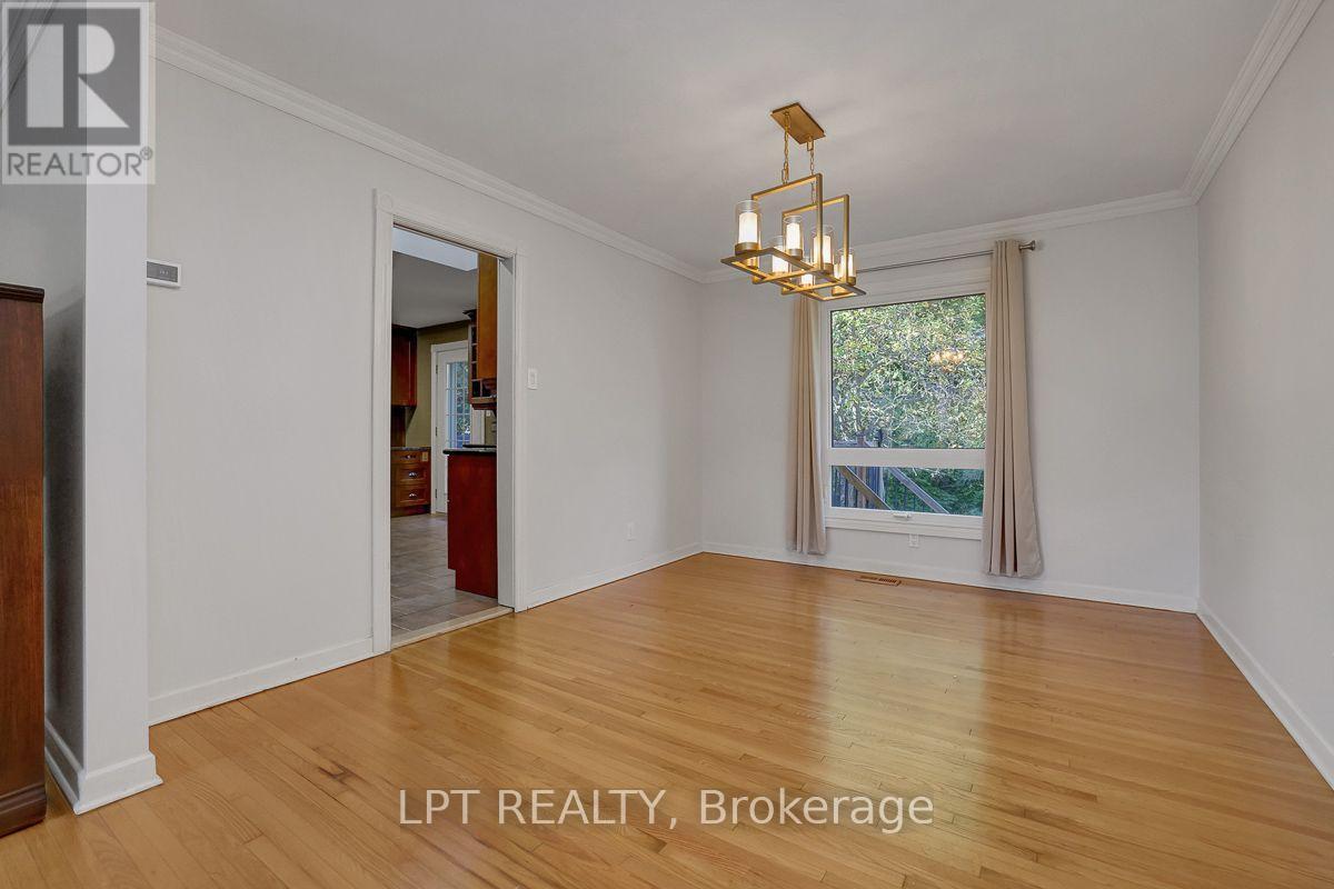 123 Dorothea Drive, Ottawa, ON