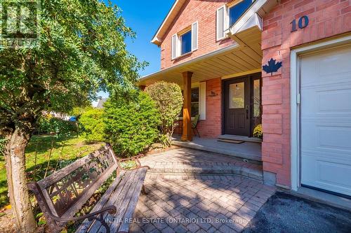 10 Handorf Drive, Cambridge, ON 