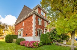 127 Ch. de la Pointe-Sud Montréal (Verdun/Île-Des-Soeurs), QC H3E 2C1