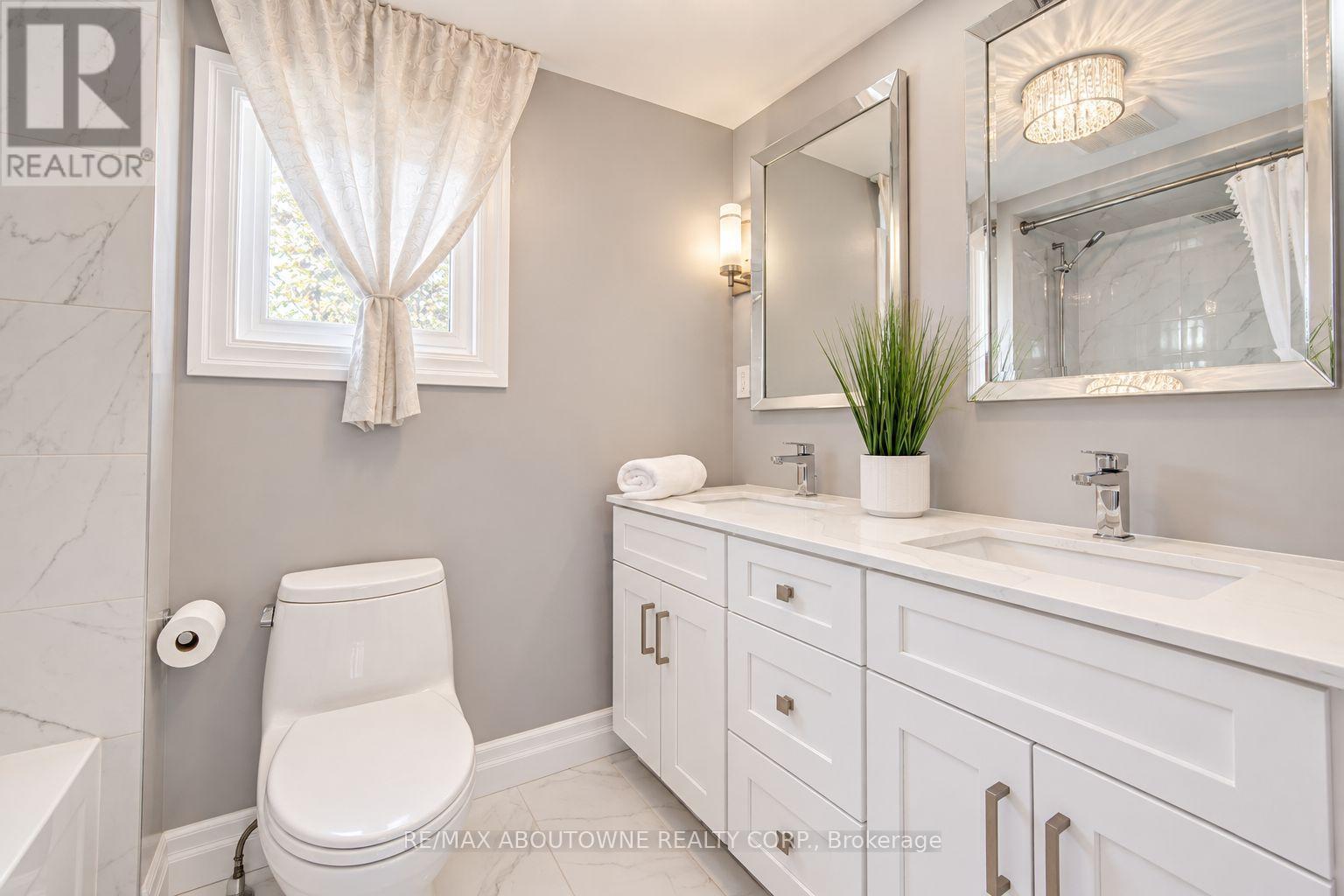 3668 Colonial Drive, Mississauga, ON