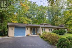 27 RIVERSIDE DRIVE Kingston (Kingston East (Incl Cfb Kingston)), ON K7L 4V1