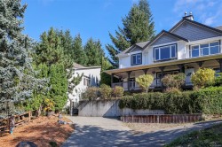 #A-4654 Cruickshank Ave Courtenay, BC V9N 7W6