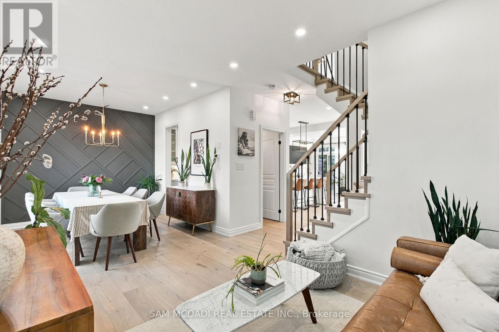 25 Premium Way, Mississauga, ON