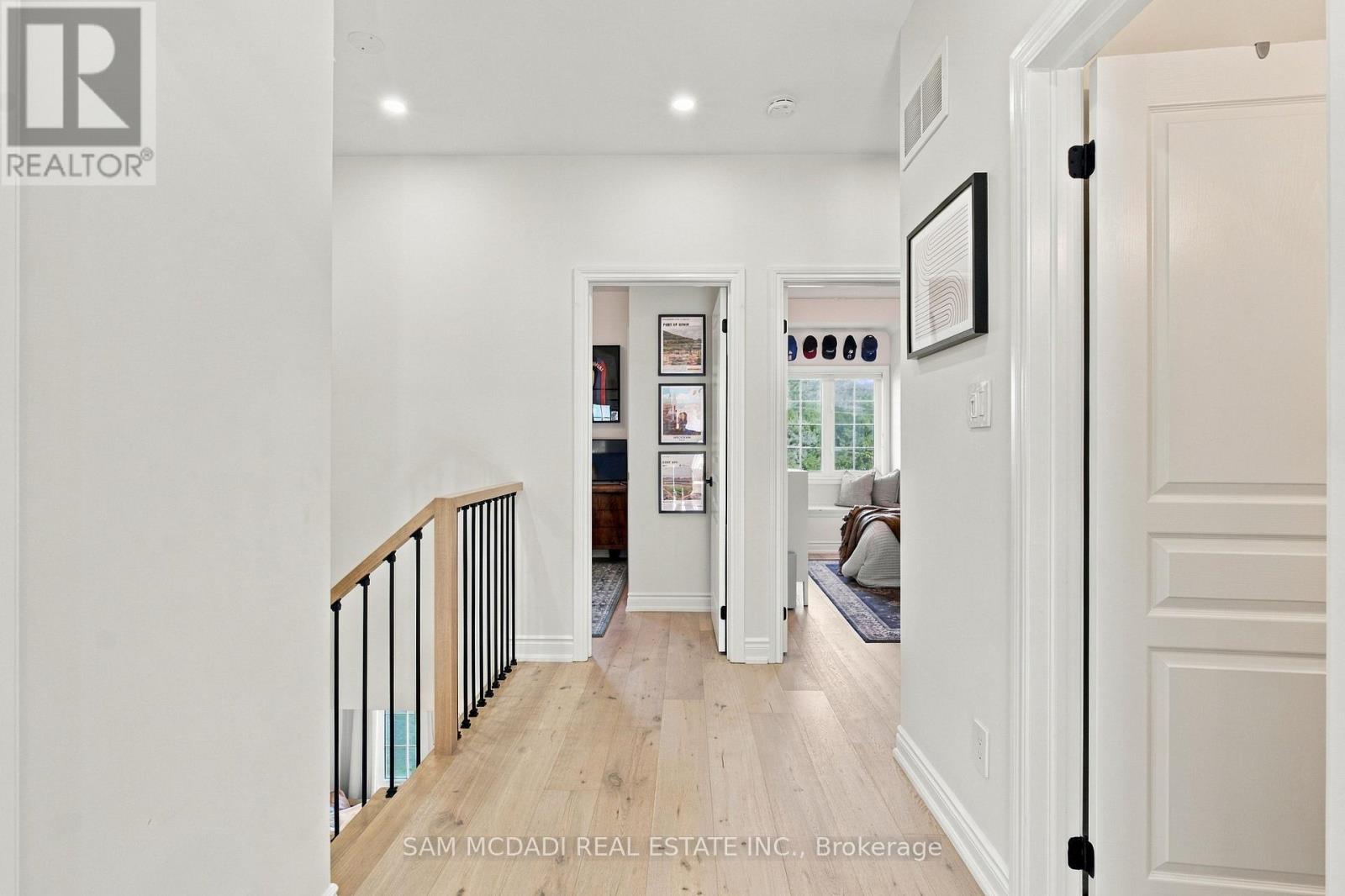 25 Premium Way, Mississauga, ON