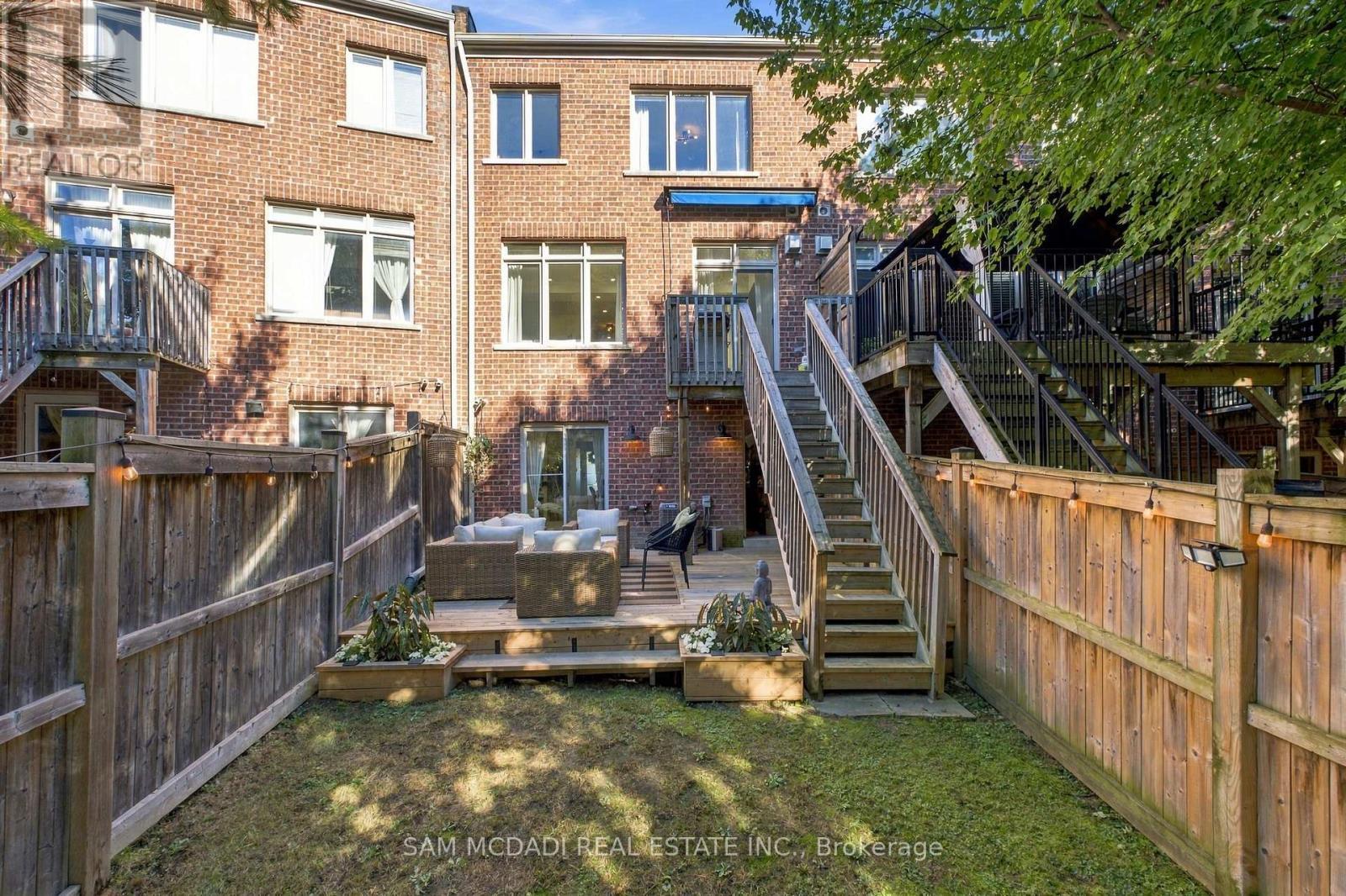 25 Premium Way, Mississauga, ON