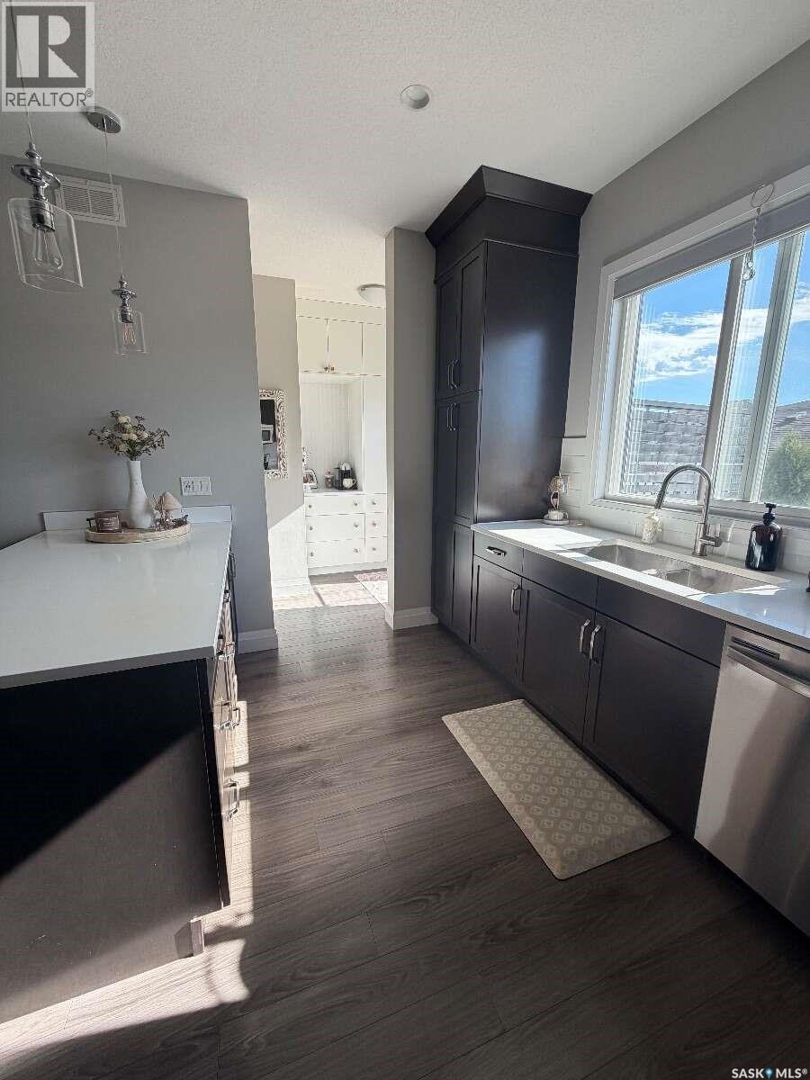 5325 Green Silverberry Drive E, Regina, SK