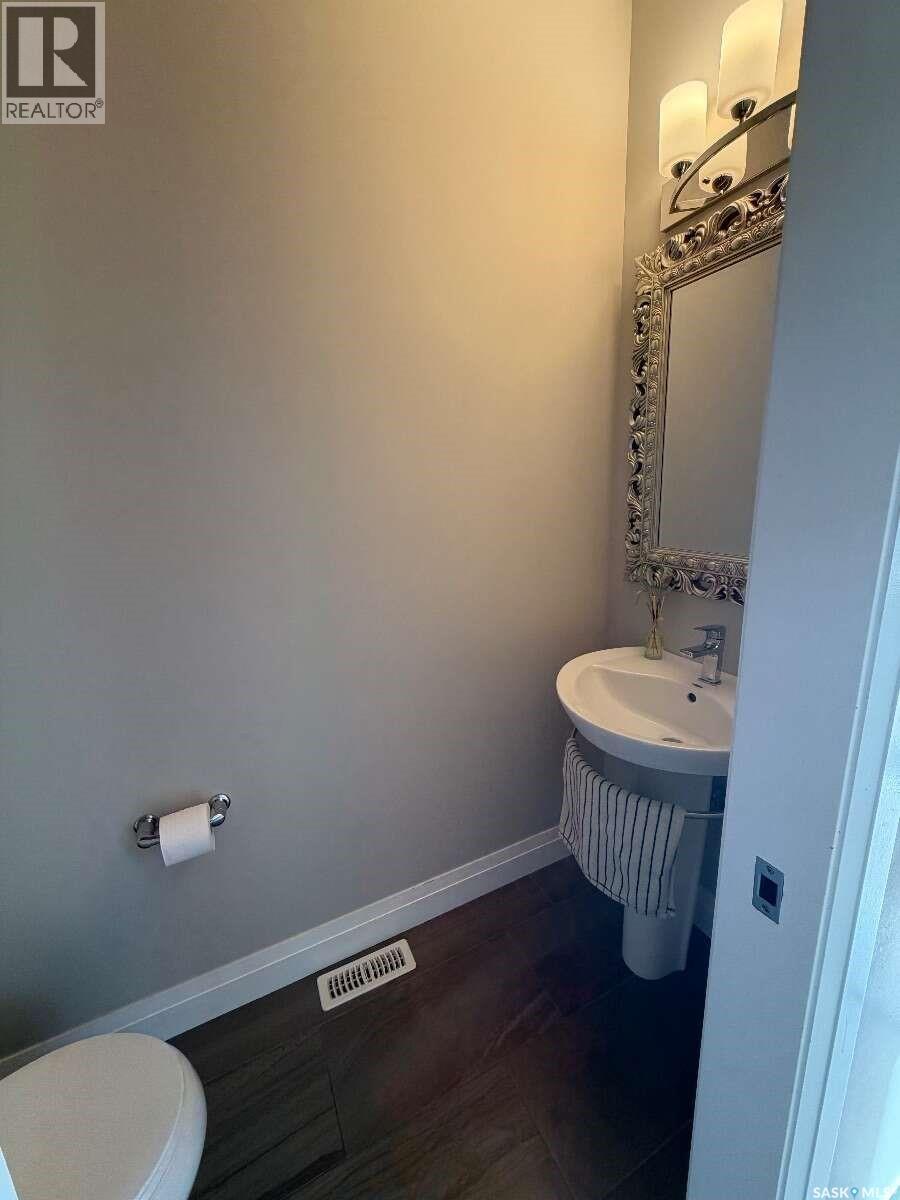 5325 Green Silverberry Drive E, Regina, SK