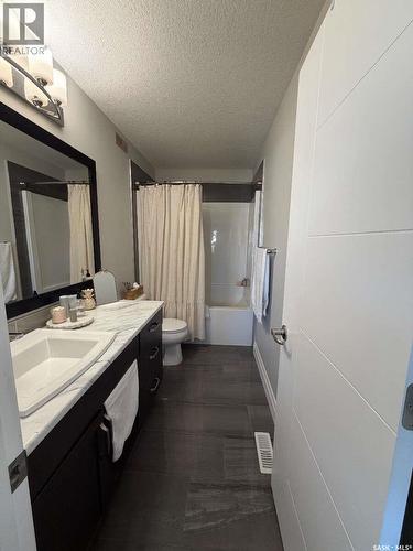 5325 Green Silverberry Drive E, Regina, SK 