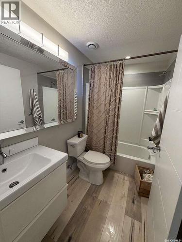 5325 Green Silverberry Drive E, Regina, SK 
