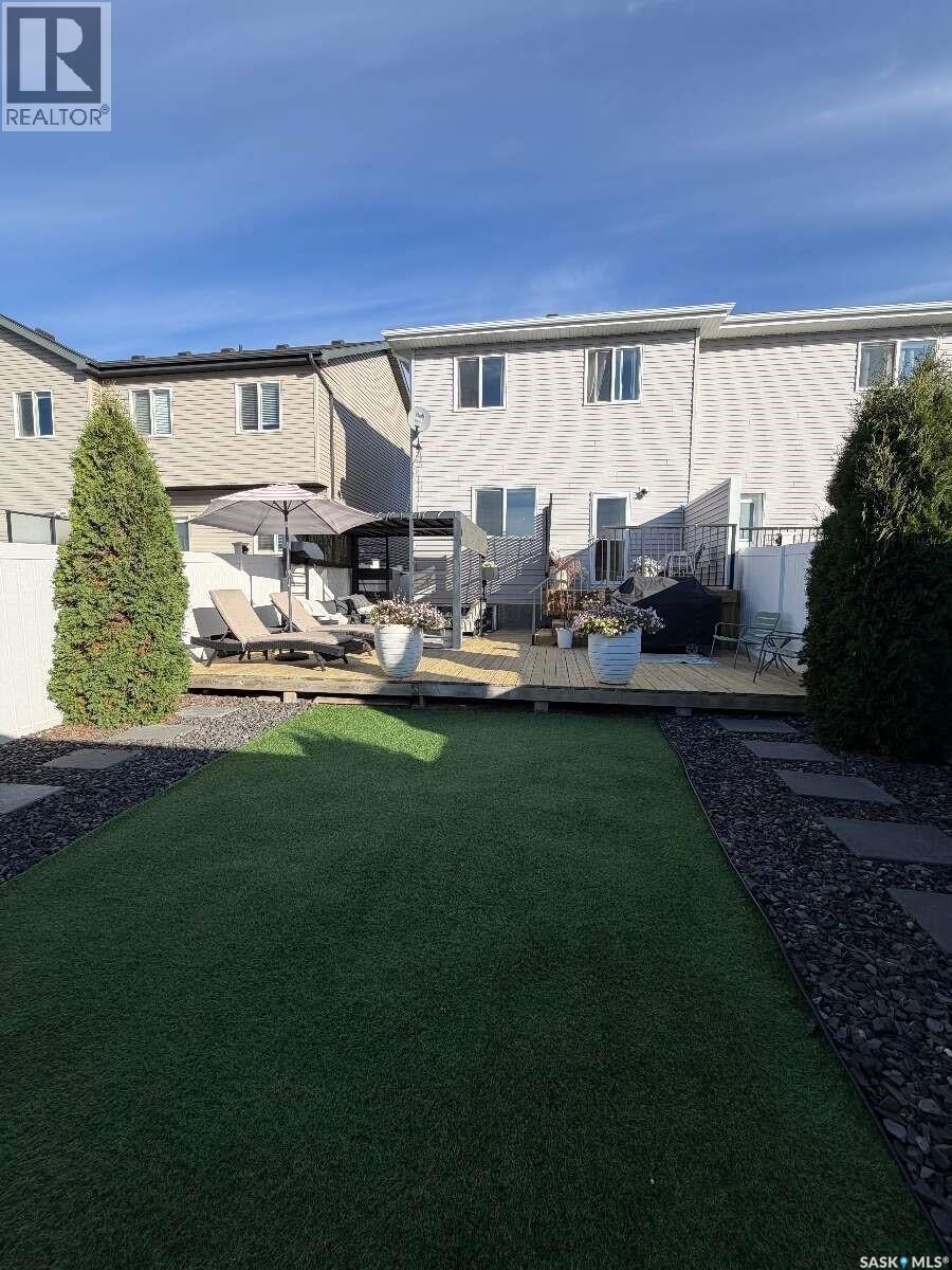 5325 Green Silverberry Drive E, Regina, SK
