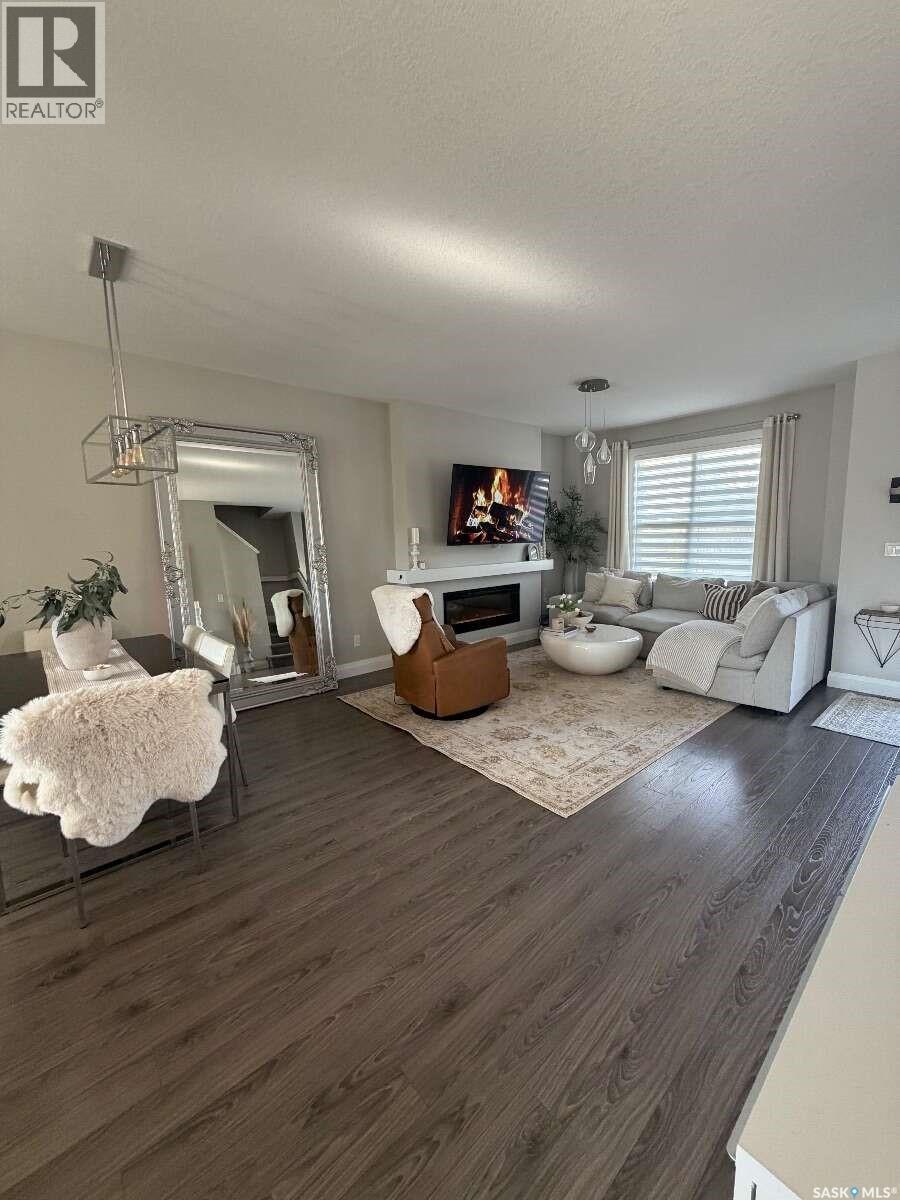 5325 Green Silverberry Drive E, Regina, SK
