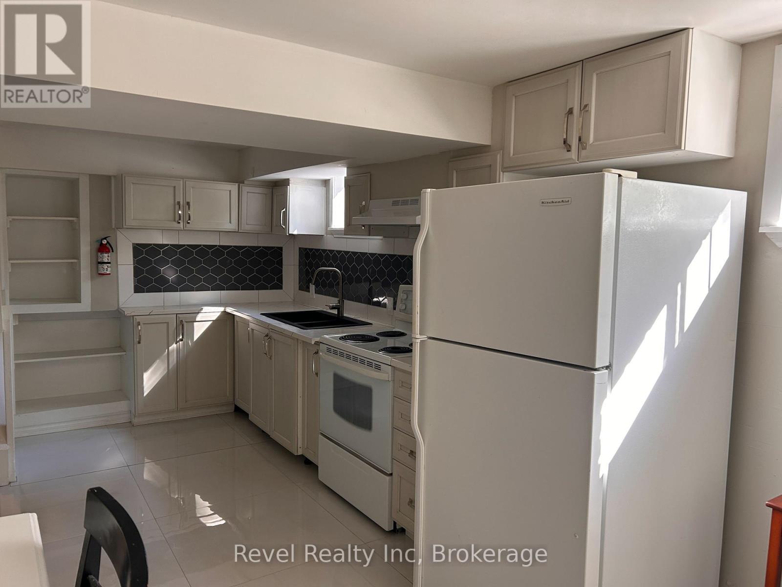 Lower level kitchen - 97 Forest Circle, Tiny, ON