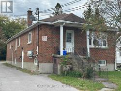 88 JOSEPH STREET Kingston (Rideau), ON K7K 2H7