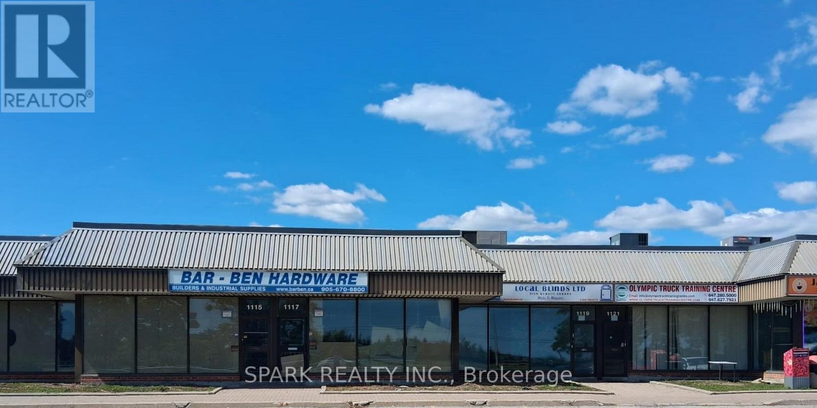 1115 Derry Road E, Mississauga, ON