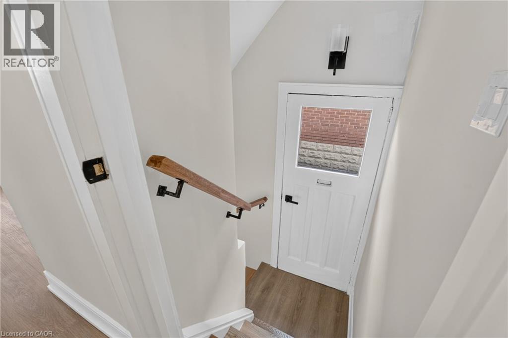 215 Paling Avenue, Hamilton, ON