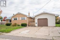 34 Routledge AVE Sault Ste. Marie, ON P6B 2X7