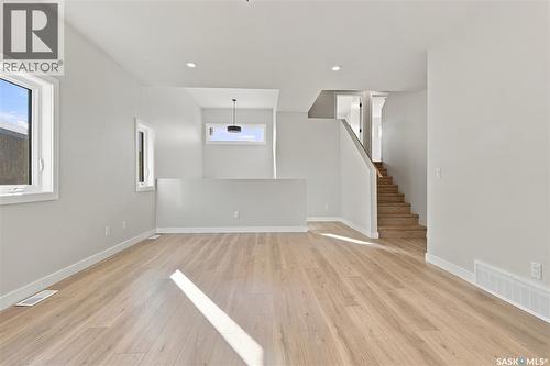 526 Kinloch Court, Saskatoon, SK 