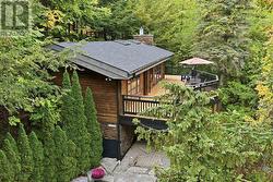 146 CHAMONIX CRESCENT Blue Mountains, ON L9Y 0S7