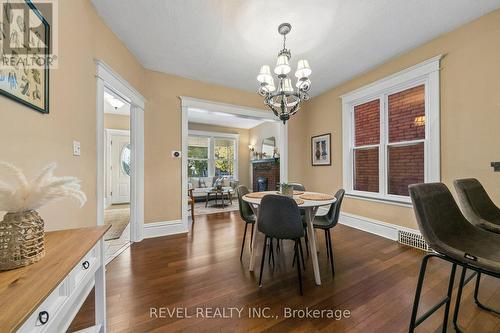 36 Holton Avenue N, Hamilton, ON 