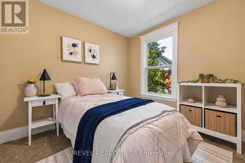 36 Holton Avenue N, Hamilton, ON 