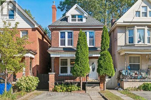 36 Holton Avenue N, Hamilton, ON 