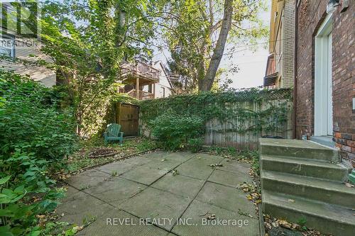 36 Holton Avenue N, Hamilton, ON 