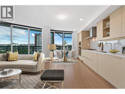 684 87 NELSON STREET  Vancouver, BC V6Z 0E8