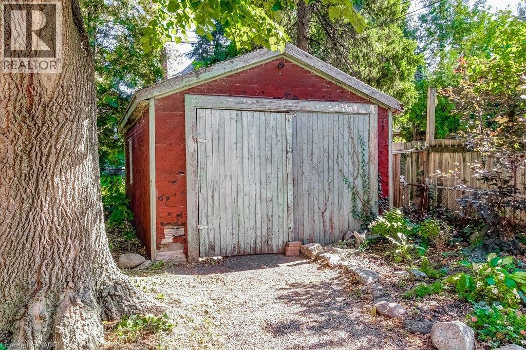 Additional content - 43 Rosslyn Avenue S, Hamilton, ON
