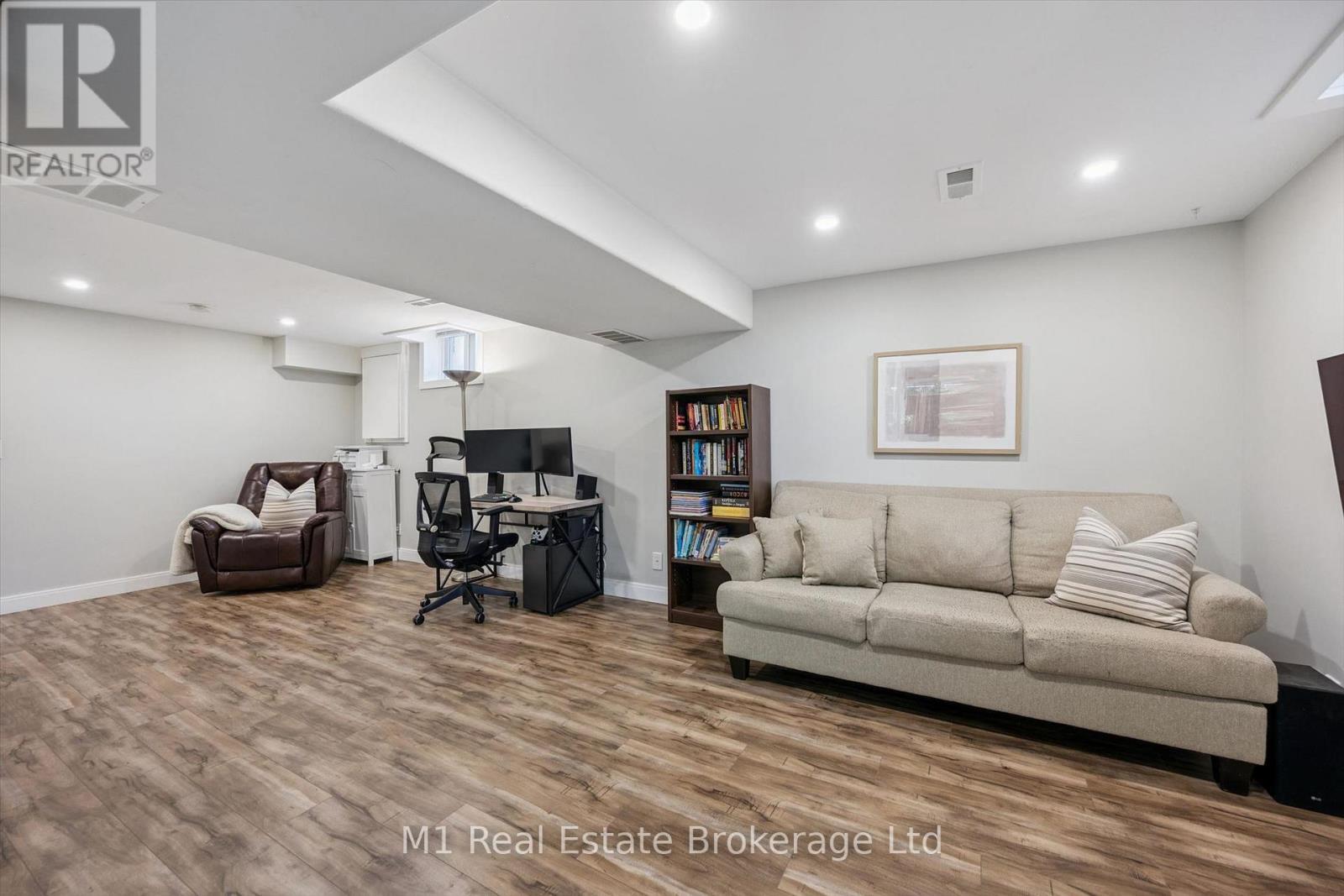 53 Johanna Drive, Cambridge, ON