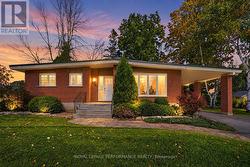 2761 ROSS AVENUE Cornwall, ON K6K 1E6