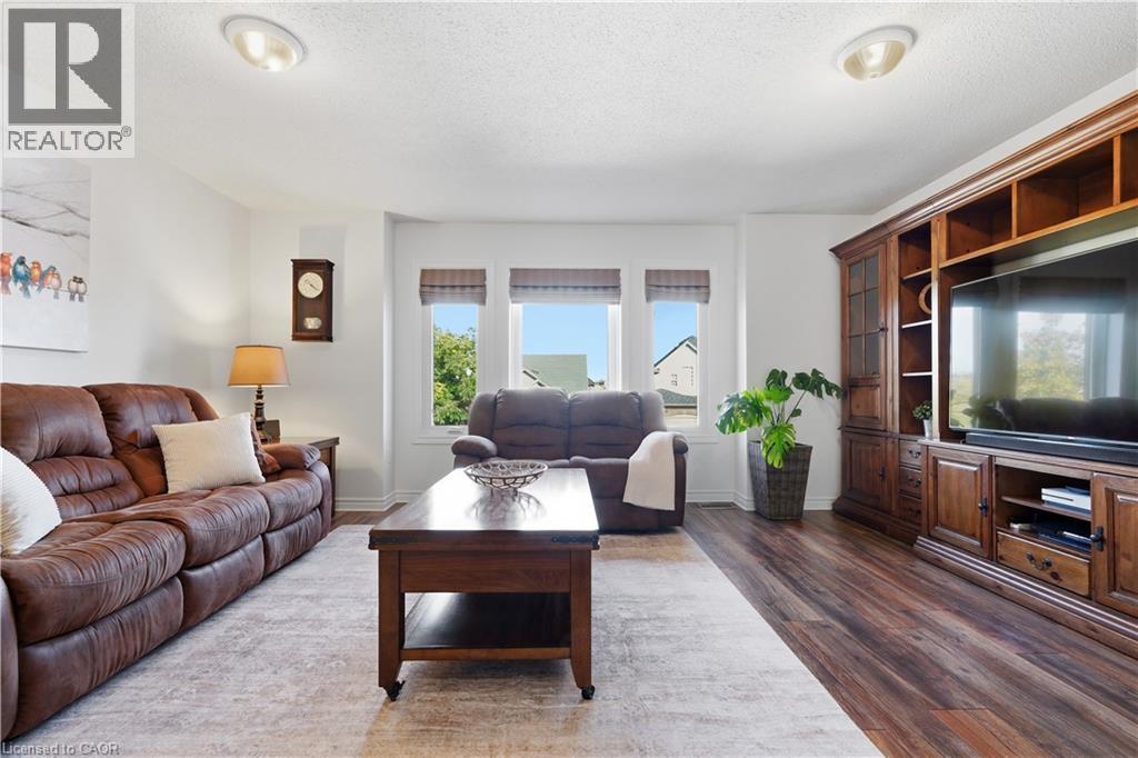 104 Amanda Walk, Cambridge, ON