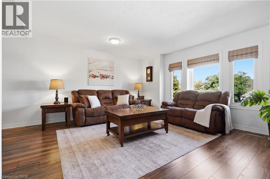 104 Amanda Walk, Cambridge, ON