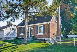 916 LEONARD AVENUE Cornwall, ON K6J 1L6
