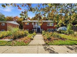 724 Irvine ST  Fredericton, NB E3A 3E8