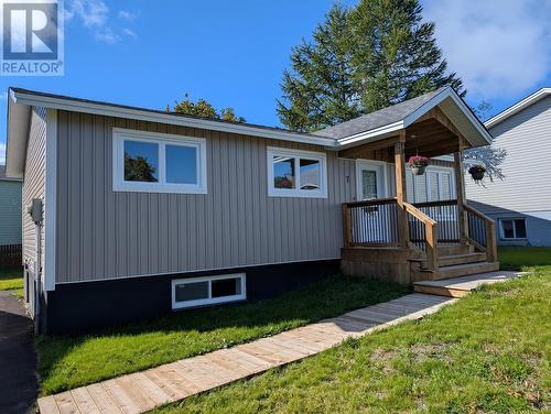 7 Norman Drive  Mount Pearl, NL A1N 2T9