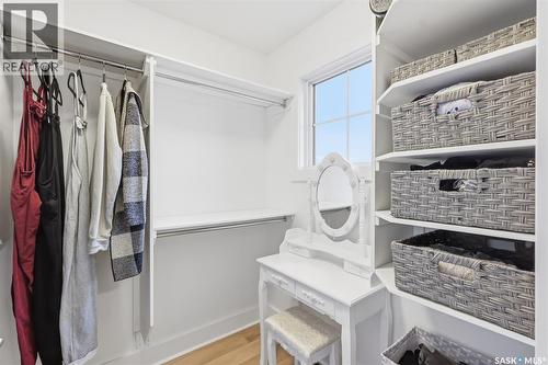 282 Eaton Crescent, Saskatoon, SK 