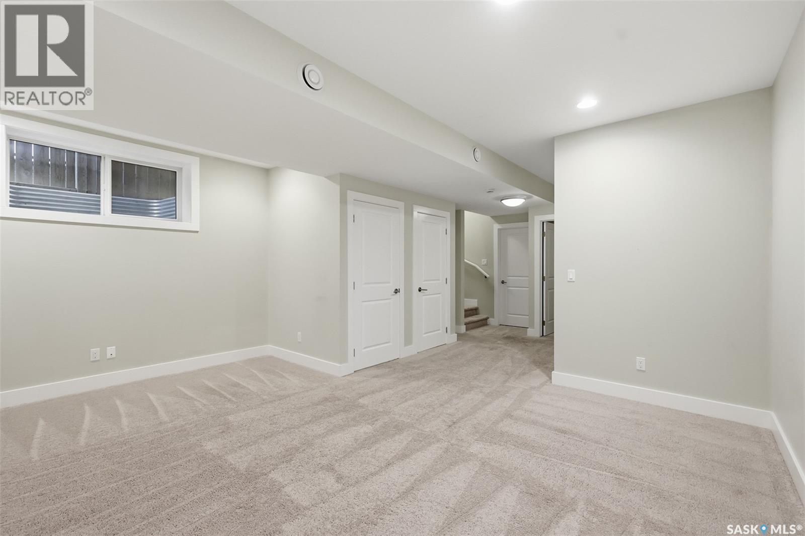282 Eaton Crescent, Saskatoon, SK