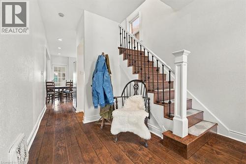 98 Sanford Avenue S, Hamilton, ON 