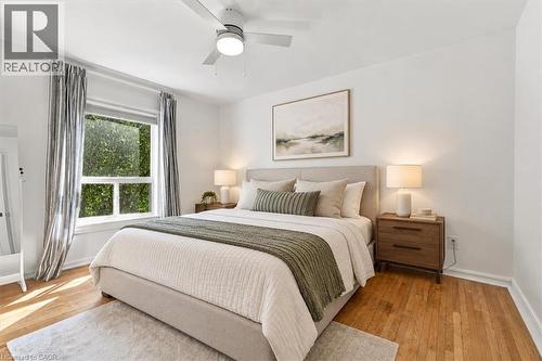 Virtually staged - 98 Sanford Avenue S, Hamilton, ON 
