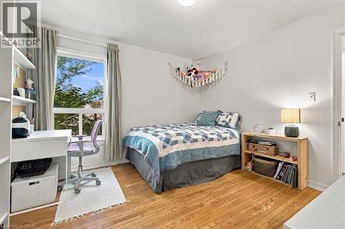 98 Sanford Avenue S, Hamilton, ON 