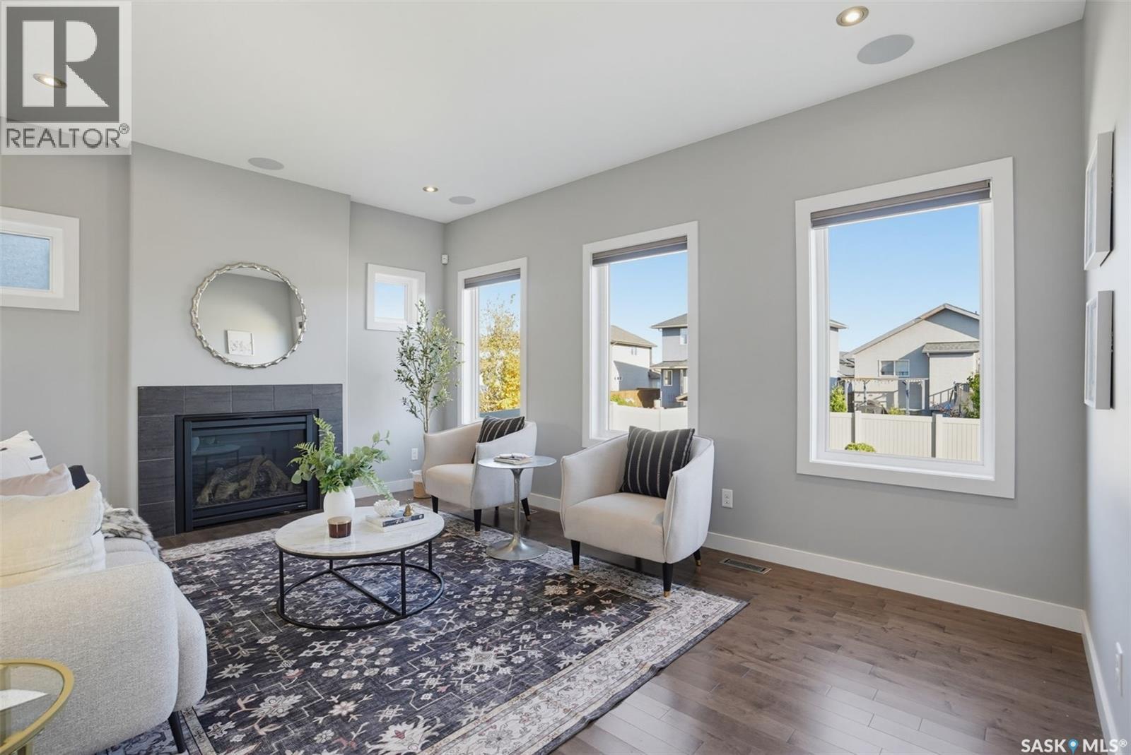 218 Warder Cove, Saskatoon, SK