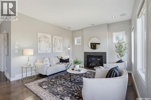 218 Warder Cove, Saskatoon, SK 
