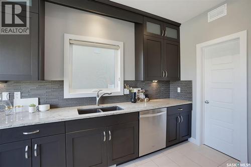 218 Warder Cove, Saskatoon, SK 