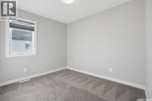 218 Warder Cove, Saskatoon, SK 